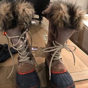Sorel Joan of Arc winter boots size 6